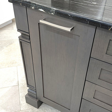Cooking Tools Pullout - Closed