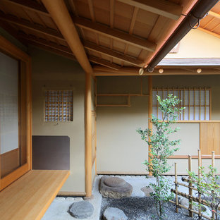 京都の小さいアジアンスタイルのおしゃれな庭の写真