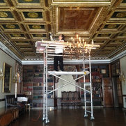 Foto de Construction/Restoration Artist Martin SooHoo