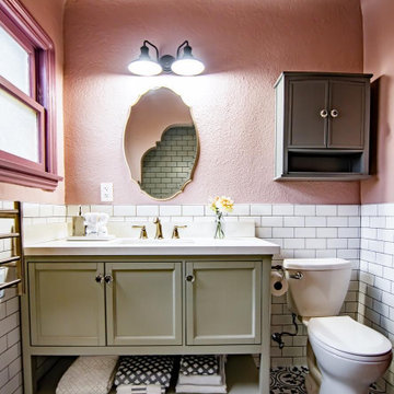 Long Beach, Modern Spanish bathroom