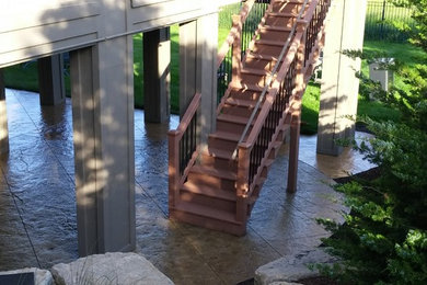 Inspiration for a contemporary patio remodel in Kansas City