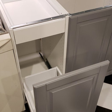 Custom Sektion Kitchen (Bobdyn 2-tone)