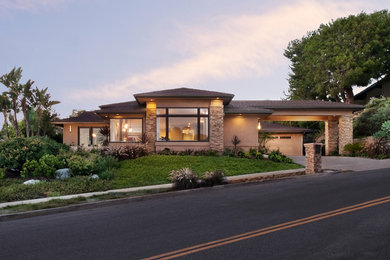 Trendy exterior home photo in San Diego