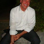 John Tomcheks foto