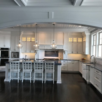 Medallion Cabinetry Darren Press