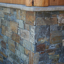 Chief Cliff Ledge Stone - Siding And Stone Veneer