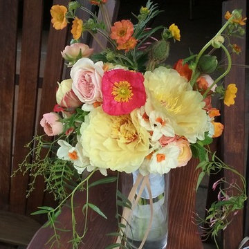 Slow Flowers May Inspiration: Floral Design with Seasonal Peonies