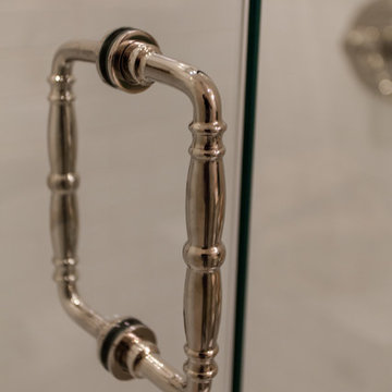 MAVERICK CIRCLE | 1st Floor Guest Bath