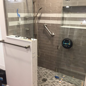 Cut-out swing shower door