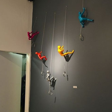 Color wall climber sculptures