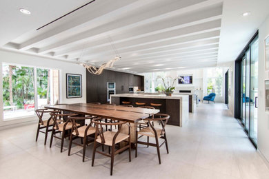 Inspiration for a contemporary kitchen remodel in Orlando