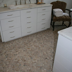 Island Stone Pebble Bathroom Floor - Tile
