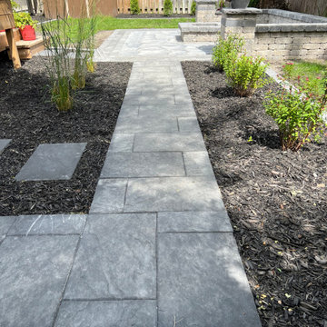 Pillar Patio Nook
