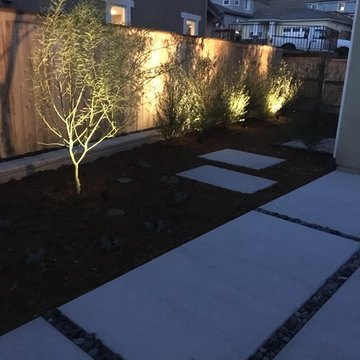 Contemporary Mexican Beach Pebble Patio