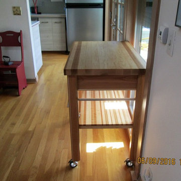 Rolling Kitchen Utility Butcher Block