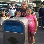 Angela Geile's photo
