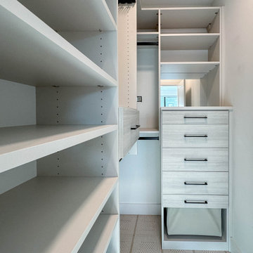 End Unit - Modern Luxury Rowhome  |  Heritage Place Naperville, IL