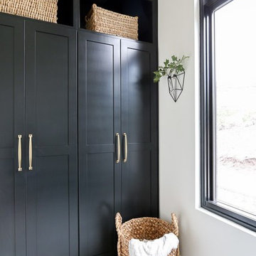 Stella 1 Powder Bath & Utility Room