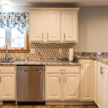Antique White is Not 'Antique in Style'