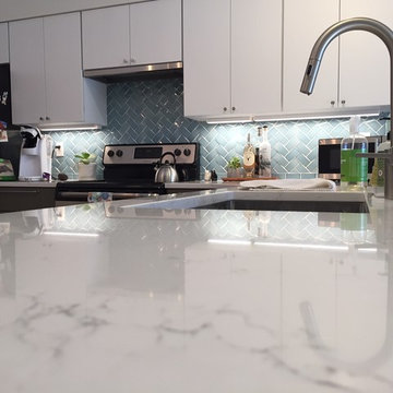 Macadam Waterfront Condo