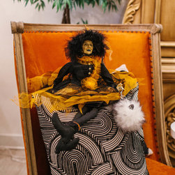 Our Products - Fall Living Spaces - Holiday Accents And Figurines