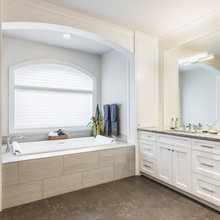 master bath tub