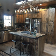 SMALL KITCHEN