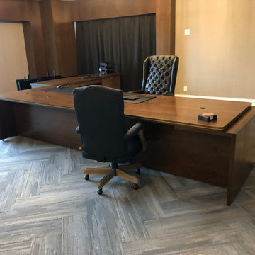 Executive Desk in Solid Walnut with Cradenza