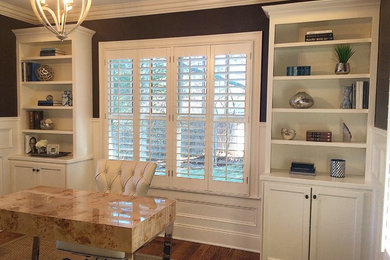 Home office - transitional home office idea in Bridgeport