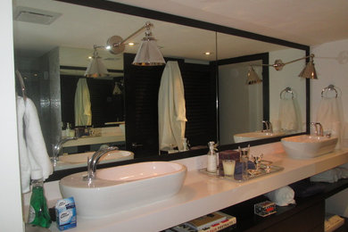 Example of a mid-sized trendy bathroom design in Miami