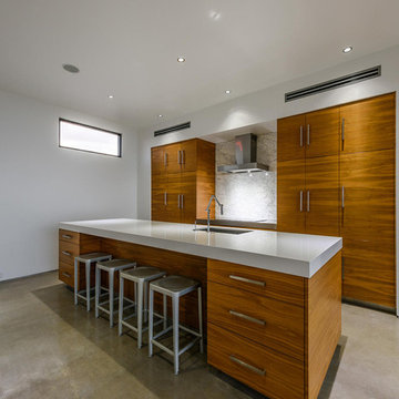 1103 Sparrow Lane