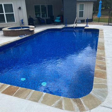 Polymer Vinyl Liner pool with concrete spa