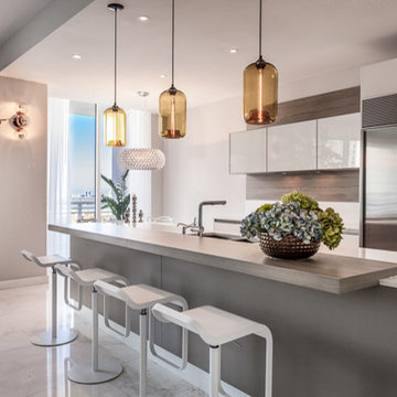 Carbonell, Brickell Key - Modern, Sophisticated & Practical Vacation Condo