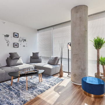 Bachelor Pad