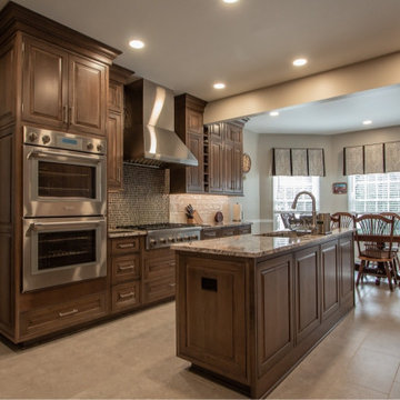 Luxuriously Stunning Kitchen Cabinetry