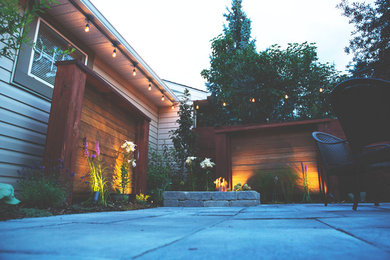 Inspiration for a rustic home design remodel in Calgary