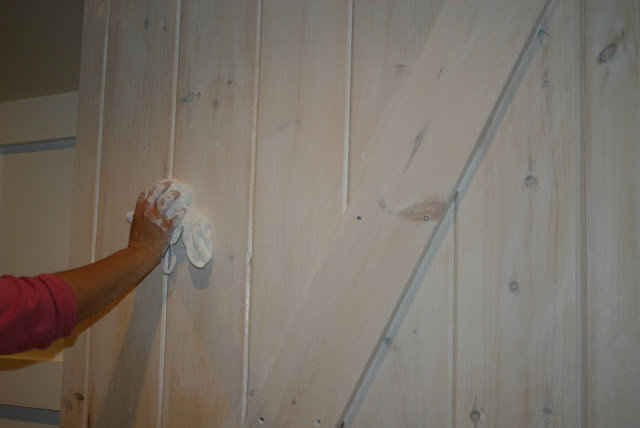 How to Build a Barn Door in Any Size | Houzz