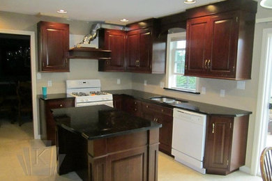 Example of a kitchen design in Philadelphia