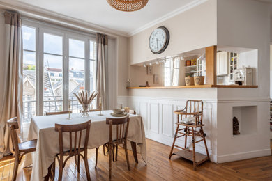 Inspiration pour une salle à manger traditionnelle.