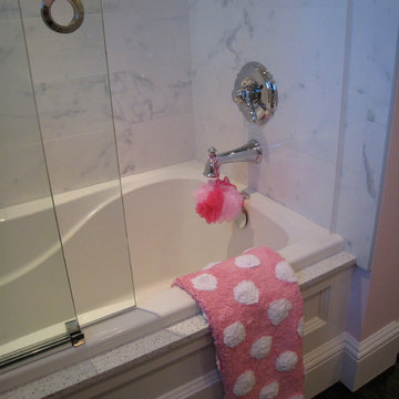 a girlie bathroom