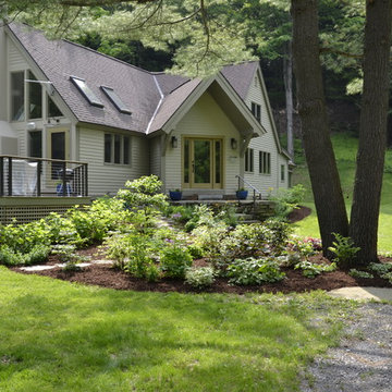 Alford Entrance Garden