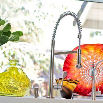 Silicon Valley Bungalow Kitchen