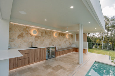 Beach style home design in Gold Coast - Tweed.