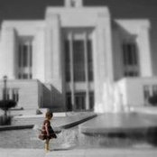 Abigail Lee's photo