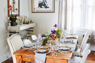 Dining room - contemporary dining room idea in New York