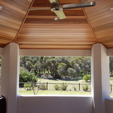 Summer House / Gazebo The Vines