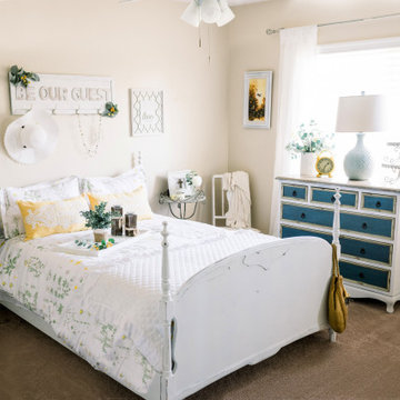 Cottage with a Touch of Farmhouse
