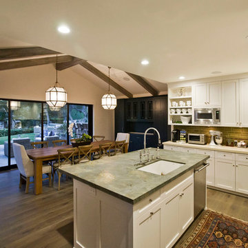 La Loma 2 Kitchen/Dining