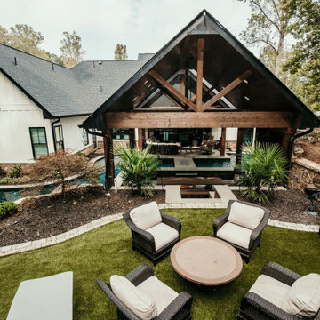Cabana Oasis: Explore Our Exquisite Poolside Retreats