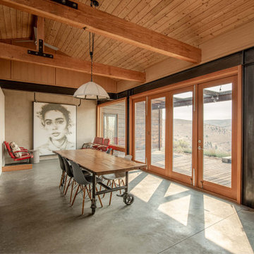 Deschutes Retreat